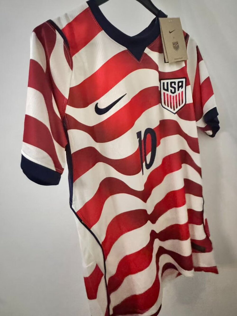 Christian Pulisic #10 Nike USA Soccer Jersey - Home Striped Men's Sizes NWT - Picture 8 of 8